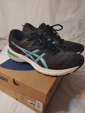 Asics GT-2000 9 Running Shoes, Black, Women's 9